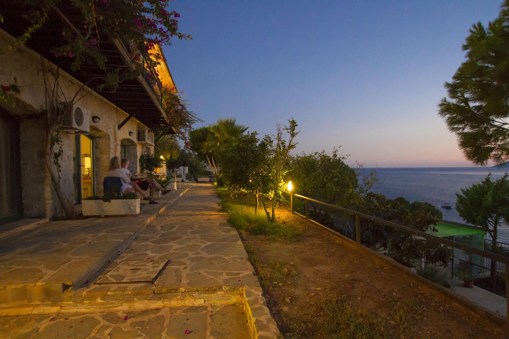 Kulube Hotel Kalkan Exterior foto